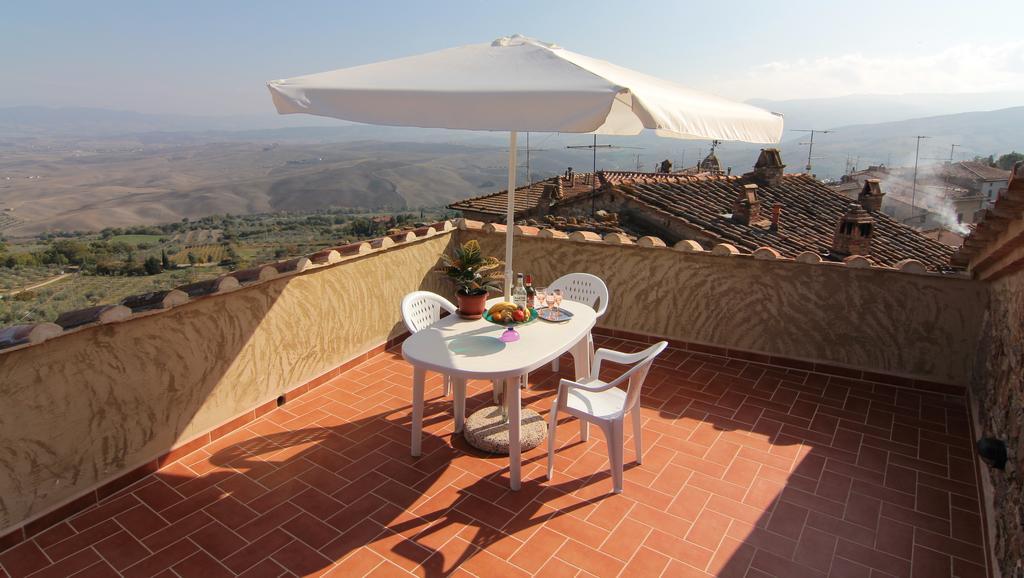 La Terrazza Sulla Val D'Orcia Lejlighed Castiglione dʼOrcia Værelse billede