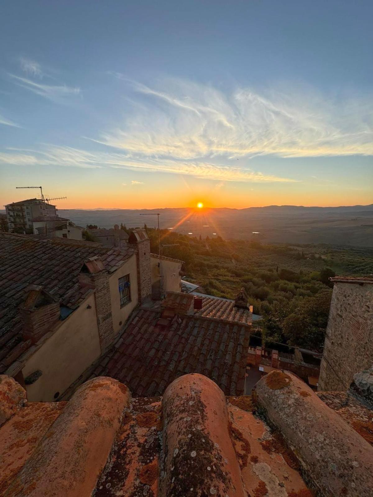La Terrazza Sulla Val D'Orcia Lejlighed Castiglione dʼOrcia Eksteriør billede