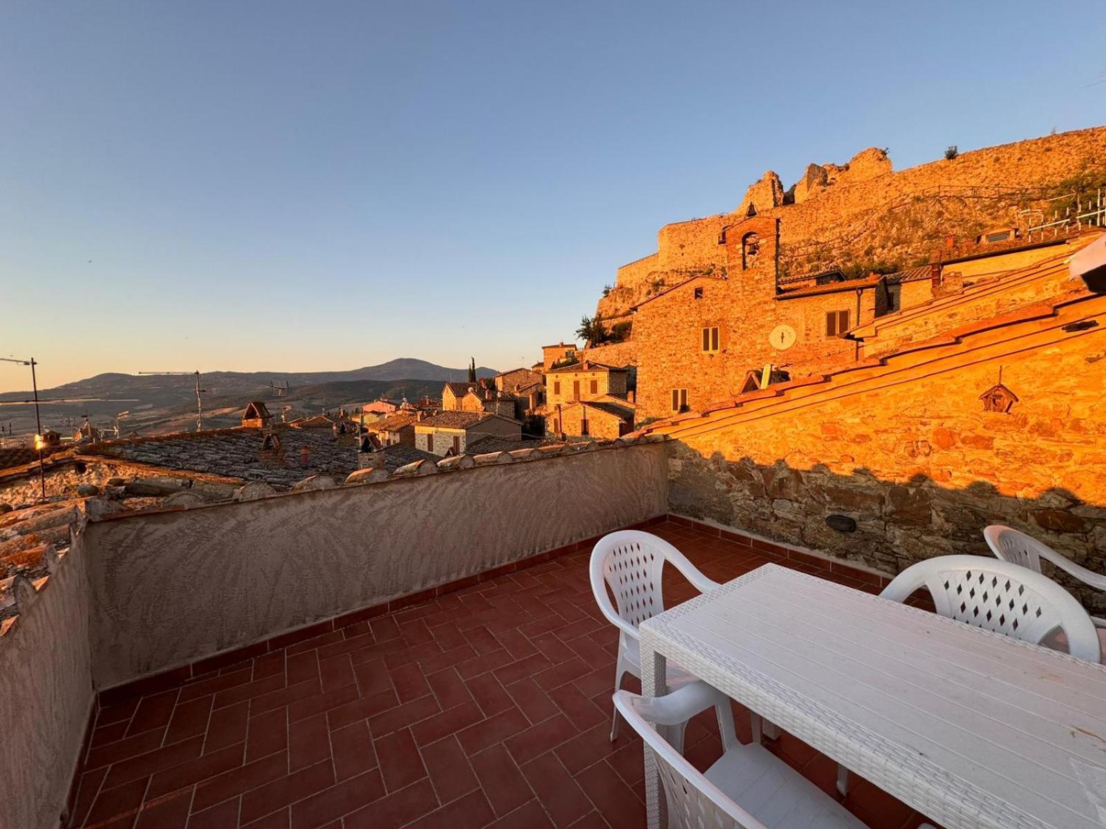 La Terrazza Sulla Val D'Orcia Lejlighed Castiglione dʼOrcia Eksteriør billede