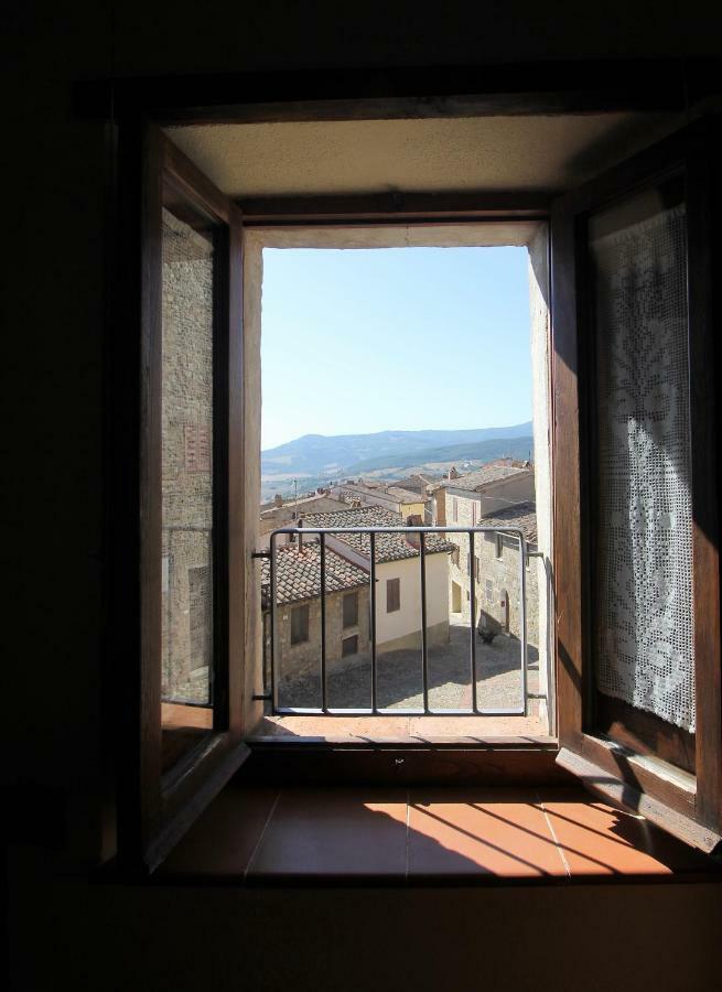 La Terrazza Sulla Val D'Orcia Lejlighed Castiglione dʼOrcia Eksteriør billede